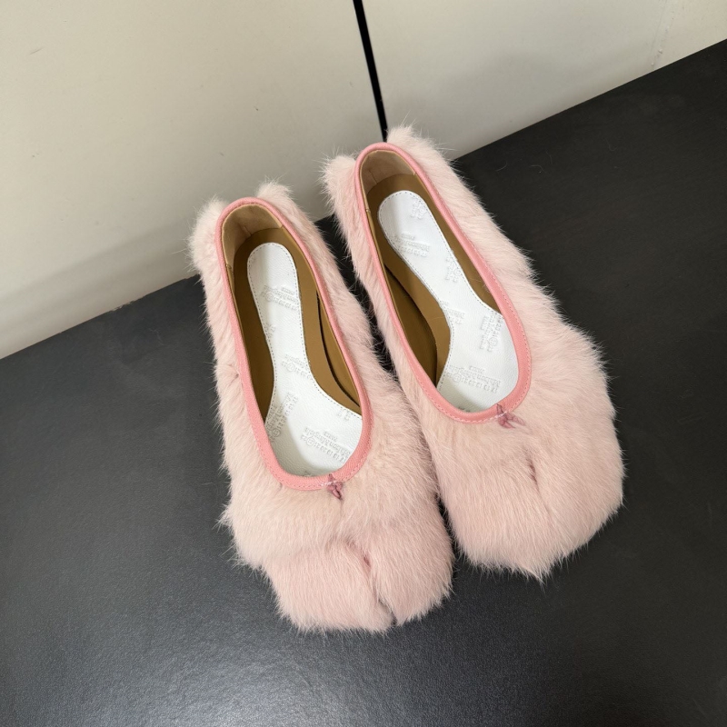 H**mes flat shoes